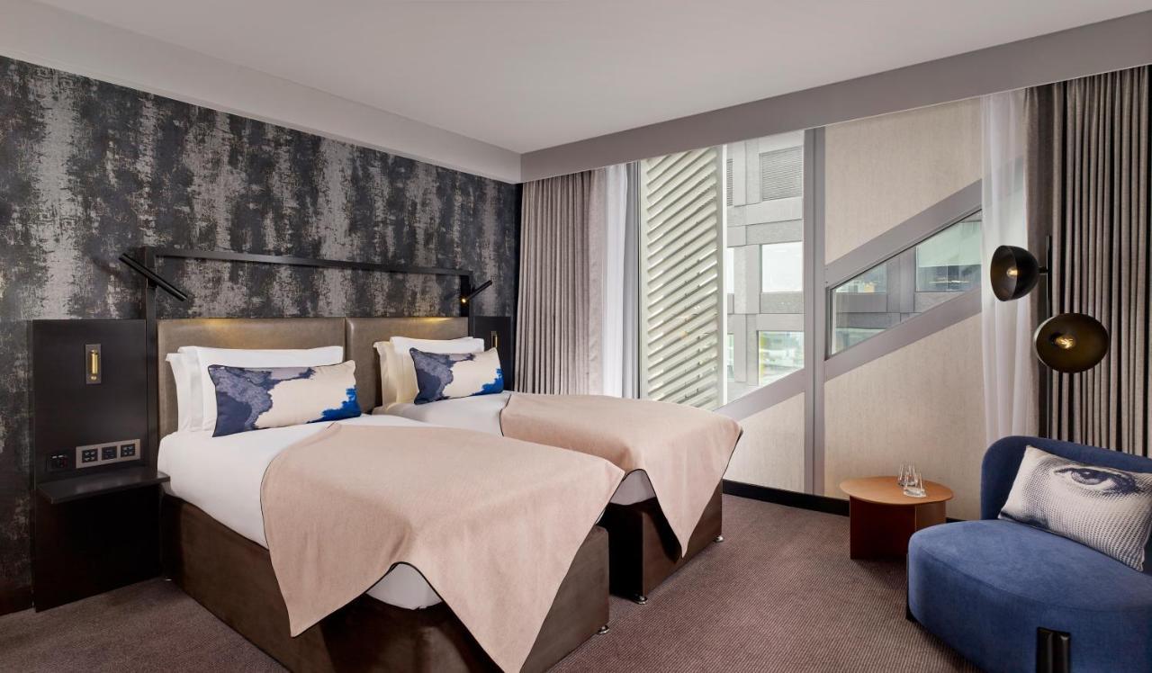 Montcalm East, Autograph Collection Hotel London Ngoại thất bức ảnh A room at the Hilton London West End